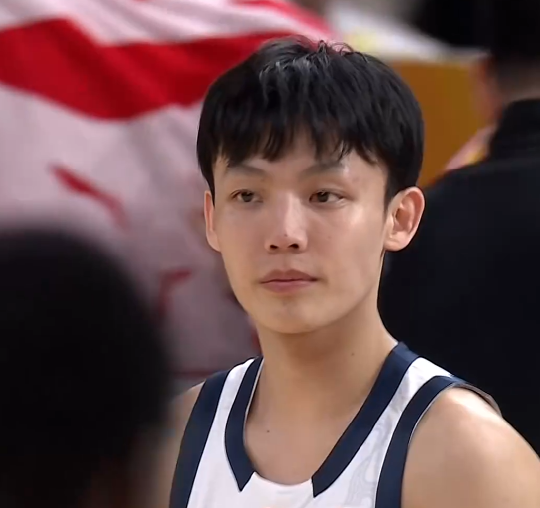 MK体育-广东三喜临门！徐杰当选宏远队长，焦泊乔完美复苏，重回联盟第二